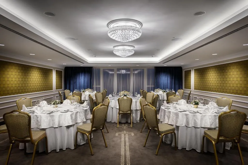 Cosmopolitan Hotel Praha 5*,  Česká republika