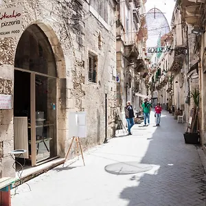 Di Charme Ortigia Marilini Dulini Appartamento Syracuse